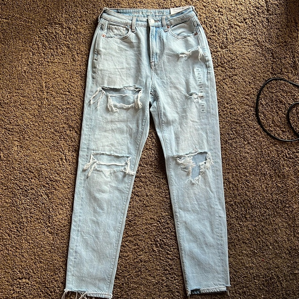 Women’s American Eagle Mom Jeans